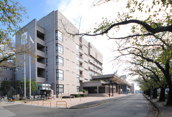 上尾市文化センター