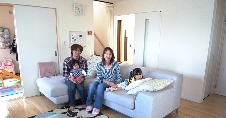 広い庭に大きな家！理想の家を手に入れ大満足です！