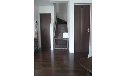 リビング階段